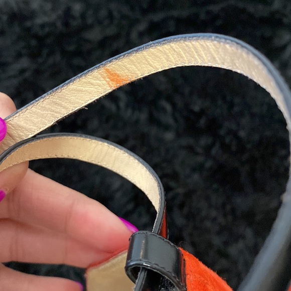 Christian Louboutin - Picture 10 of 16